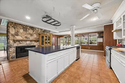 2410 Clark Drive, La Marque, TX 77568 - Photo 20