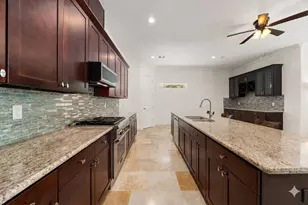 1904 Boulder Ridge Dr, Conroe, TX 77304 - Photo 16