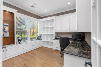4502 Merrie Lane, Bellaire, TX 77401 - Photo 6