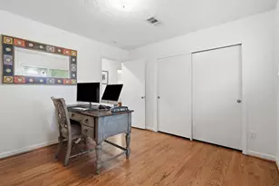 7707 Cayton St, Houston, TX 77061 - Photo 22