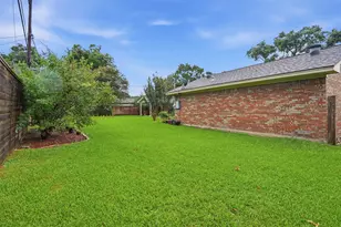7707 Cayton St, Houston, TX 77061 - Photo 28