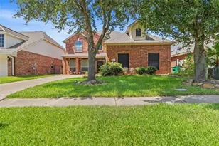 12022 Miramar Shores Dr, Houston, TX 77065 - Photo 2