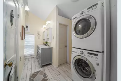 6317 P 1/2, Galveston, TX 77551 - Photo 18