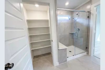 5549 Madden Lane, Houston, TX 77048 - Photo 6