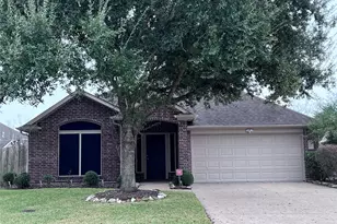 321 Preston Ln, League City, TX 77573 - Photo 1