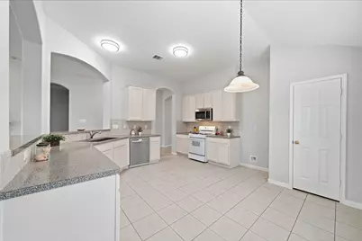 8927 Lady Fern Street, Houston, TX 77064 - Photo 12