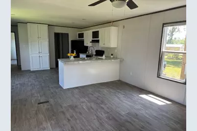 21085 Pinetex, New Caney, TX 77357 - Photo 2
