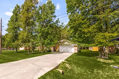 811 Carson Drive, Magnolia, TX 77354 - Photo 2