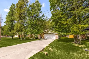 811 Carson Dr, Magnolia, TX 77354 - Photo 2