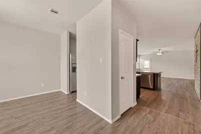 6006 Briarstone Bay Drive, Katy, TX 77449 - Photo 6