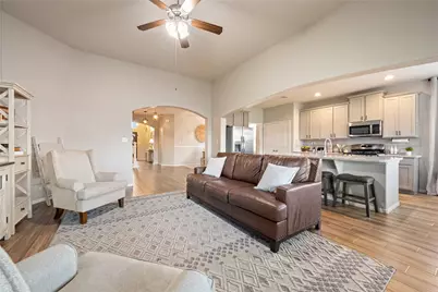 119 Comal Drive, Baytown, TX 77523 - Photo 10