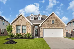 119 Comal Dr, Baytown, TX 77523 - Photo 1