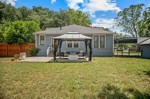 1216 Live Oak St, Columbus, TX 78934 - Photo 12