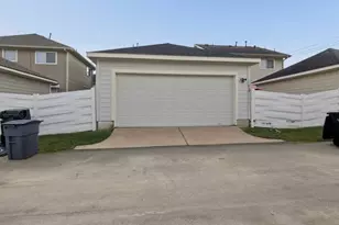 1669 Nichole Woods Dr, Houston, TX 77047 - Photo 24