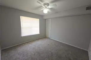 14600 Fonmeadow Dr, Houston, TX 77035 - Photo 8