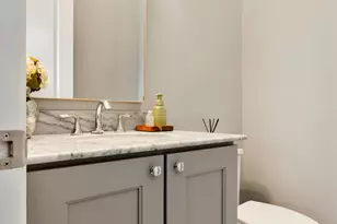 306 W Saulnier St, Houston, TX 77019 - Photo 30