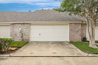 2403 Clippers Square, Houston, TX 77058 - Photo 20