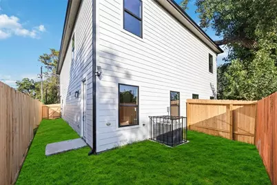 5222 Gold Street #A, Houston, TX 77026 - Photo 18