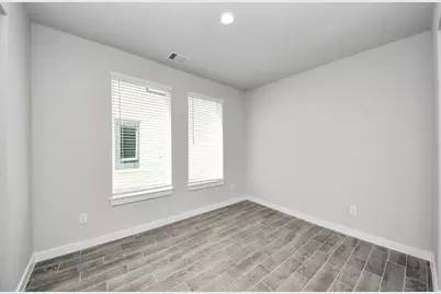 14722 Diamond Dove Lane, Houston, TX 77049 - Photo 6