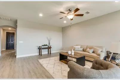 13802 Ballast Green Dr, Texas City, TX 77568 - Photo 4