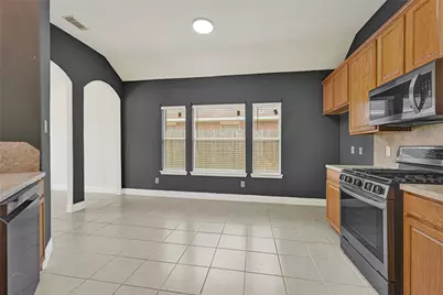 22126 Nobles Crossing Drive, Spring, TX 77373 - Photo 12