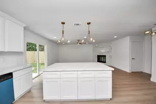 2811 Canary Ln, Humble, TX 77396 - Photo 14