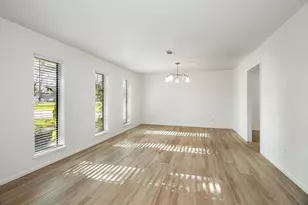 416 Southern Oaks Dr, Lake Jackson, TX 77566 - Photo 6