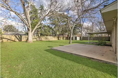 416 Southern Oaks Drive, Lake Jackson, TX 77566 - Photo 32