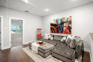 314 N Stiles St, Houston, TX 77011 - Photo 24