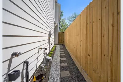 314 N Stiles Street, Houston, TX 77011 - Photo 32