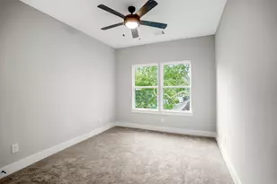 314 N Stiles St, Houston, TX 77011 - Photo 26