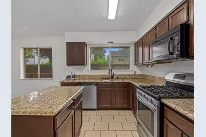 15818 Castorglen Drive, Webster, TX 77598 - Photo 18