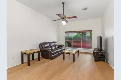 15818 Castorglen Drive, Webster, TX 77598 - Photo 6
