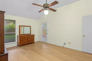 15818 Castorglen Dr, Webster, TX 77598 - Photo 24