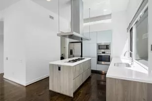 1155 W 18th St, Houston, TX 77008 - Photo 10