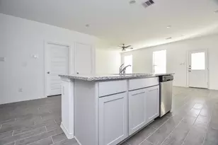 5715 Aurora Grns Ln, Katy, TX 77493 - Photo 10