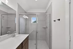 9113 Highland Northern Wy, Houston, TX 77088 - Photo 24