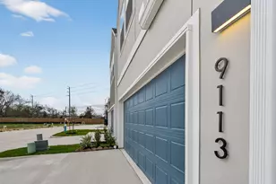 9113 Highland Northern Wy, Houston, TX 77088 - Photo 4