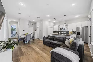6723 Parker Oaks Ln, Houston, TX 77076 - Photo 1