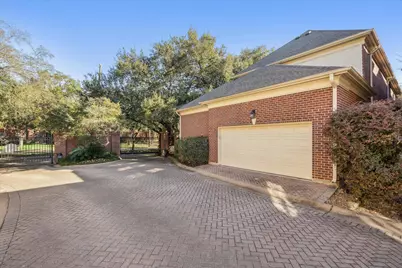 3210 Maroneal Street, Houston, TX 77025 - Photo 22