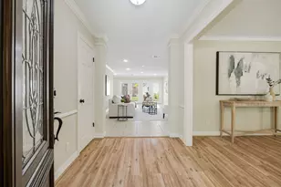 2811 Quincannon Ln, Houston, TX 77043 - Photo 2