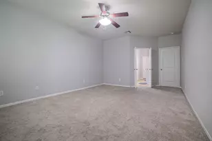 210 Black Swan Pl, The Woodlands, TX 77354 - Photo 16