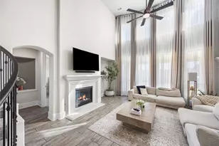 2736 Ahnya Ln, League City, TX 77573 - Photo 12