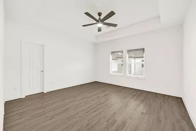 6405 Leopold Star Lane, Houston, TX 77048 - Photo 18