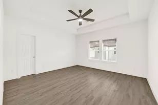 6405 Leopold Star Ln, Houston, TX 77048 - Photo 18