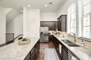 10928 Wrenwood Park, Houston, TX 77043 - Photo 12