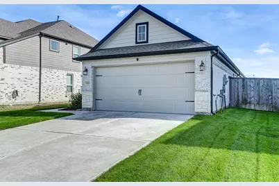 626 Urban Way, Rosharon, TX 77583 - Photo 4