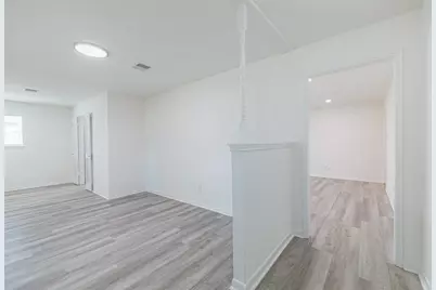 12106 Fairmeadow Drive, Houston, TX 77071 - Photo 4