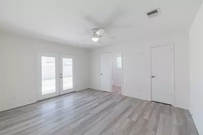 12106 Fairmeadow Drive, Houston, TX 77071 - Photo 20