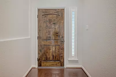 1611 Ralston Branch Way, Sugar Land, TX 77479 - Photo 4